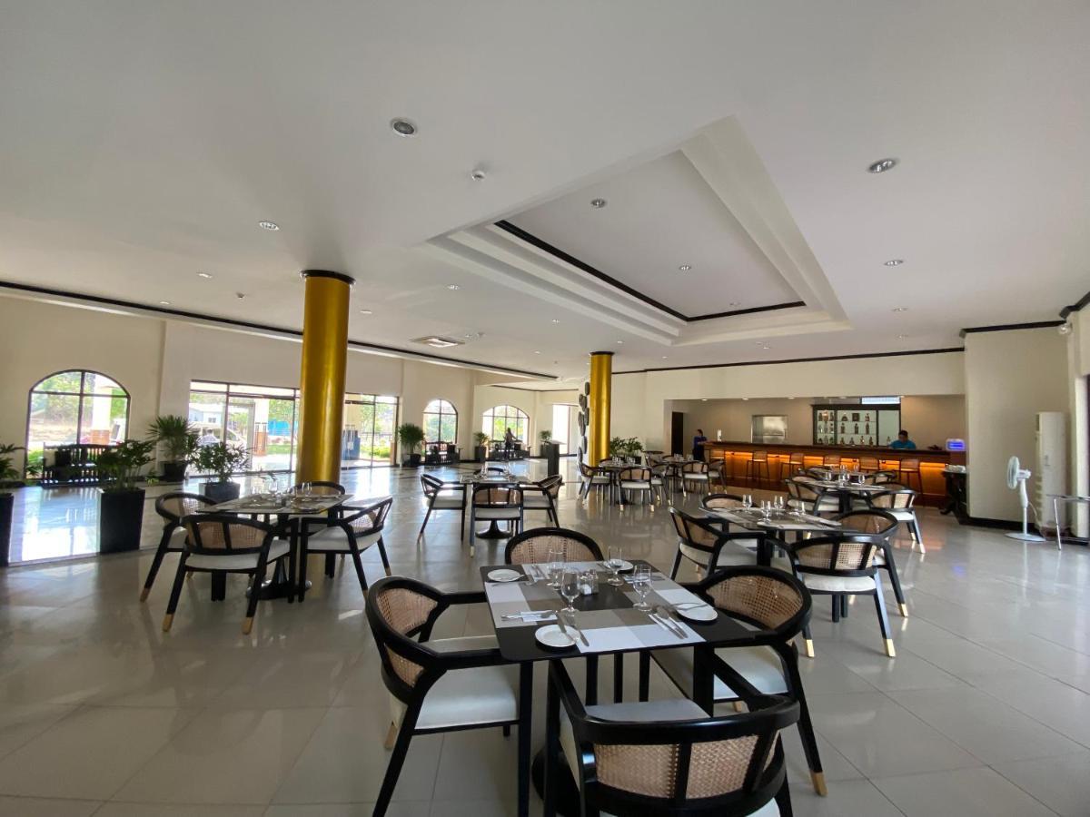 Plaza Del Norte Hotel And Convention Center Лаолаг Екстериор снимка
